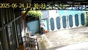 Burglar caught in Bangkok with stolen Buddha statues and amulets