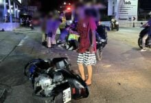 Motorcycle crash leaves trio bloodied in late-night Pattaya smash