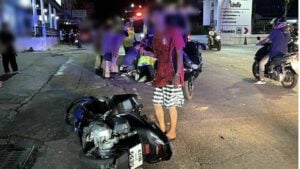 Motorcycle crash leaves trio bloodied in late-night Pattaya smash