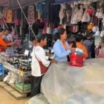 Cambodian vendors leave Chong Chom market amid border tensions | Thaiger