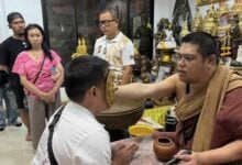 Devotees flock to Ayutthaya hermitage for blessings before lottery
