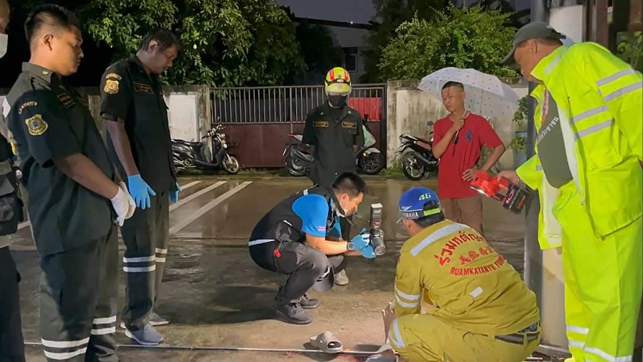 Man detained after brother’s fatal stabbing at Bangkok intersection