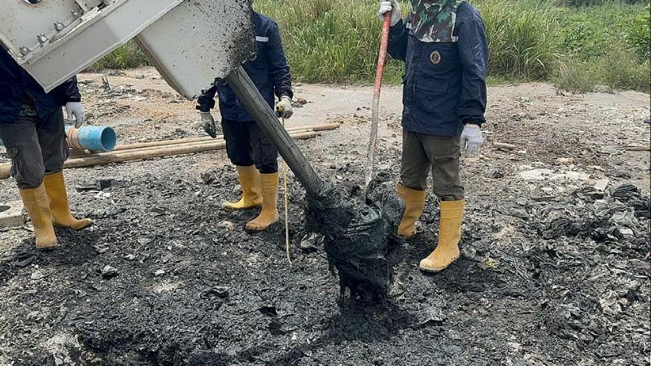 Fears rise over buried industrial waste in Chachoengsao