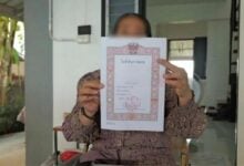 Pomelo vendor loses 300,000 baht to dating app scammer