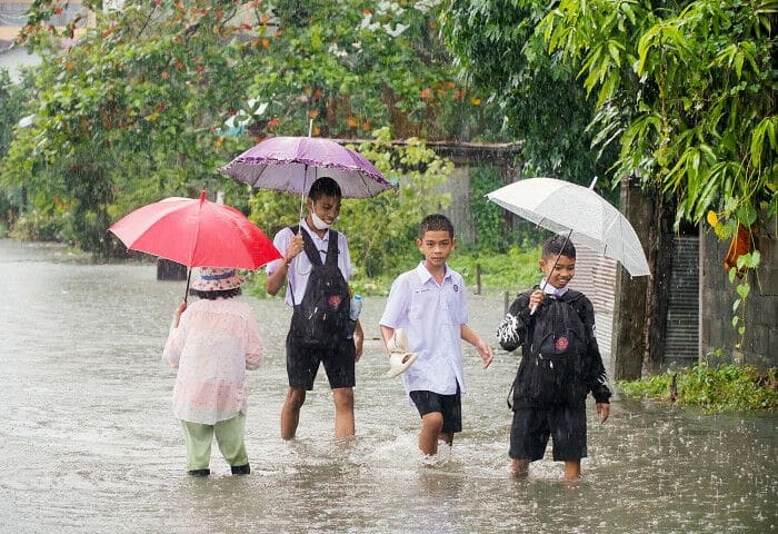 Pattaya hit by torrential rain: Flash floods and storm warnings | News by Thaiger