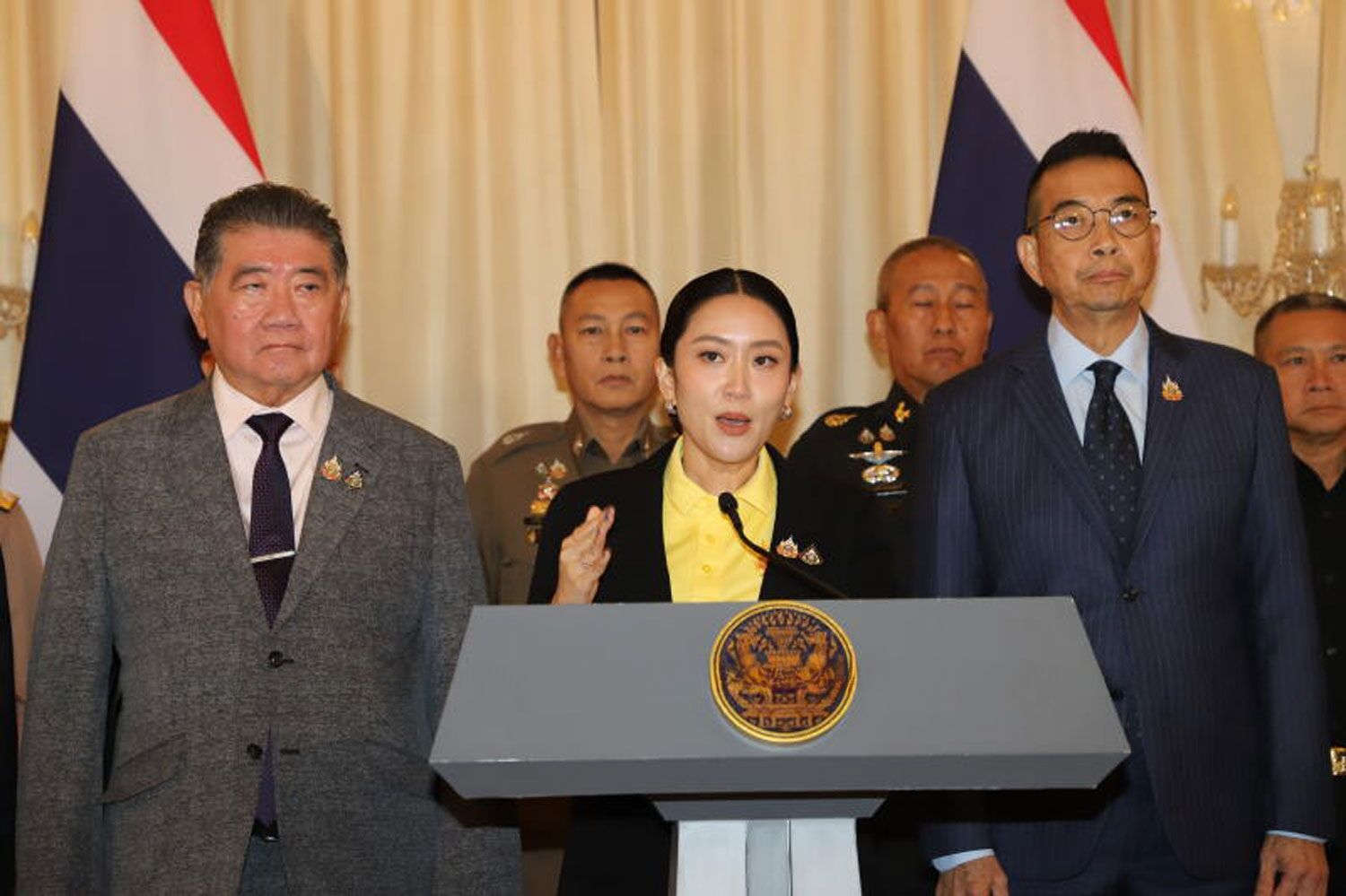 EconThai warns against dissolving House amid political unrest | News by Thaiger