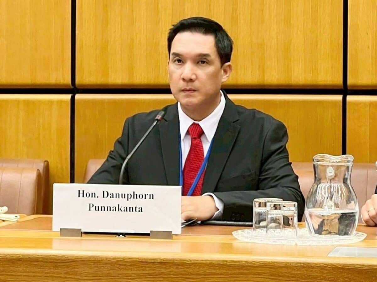Pheu Thai delays casino bill debate for further review
