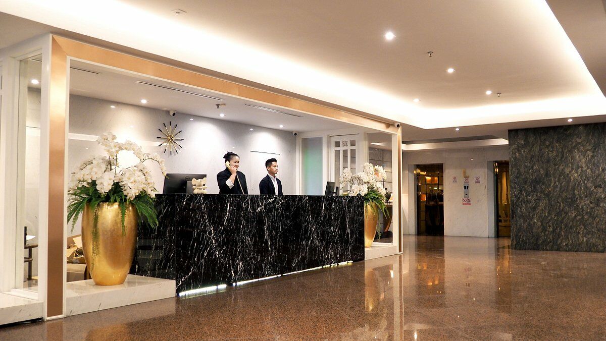 Thai hotels warn of layoffs amid 400 baht wage hike proposal | News by Thaiger