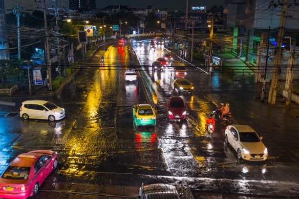 Heavy rainfall and flash flood continue to batter Thailand | News by Thaiger