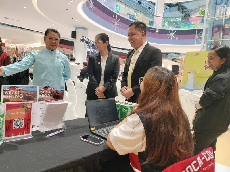 Fair play! Phuket job bonanza gives jobless a fighting chance | News by Thaiger