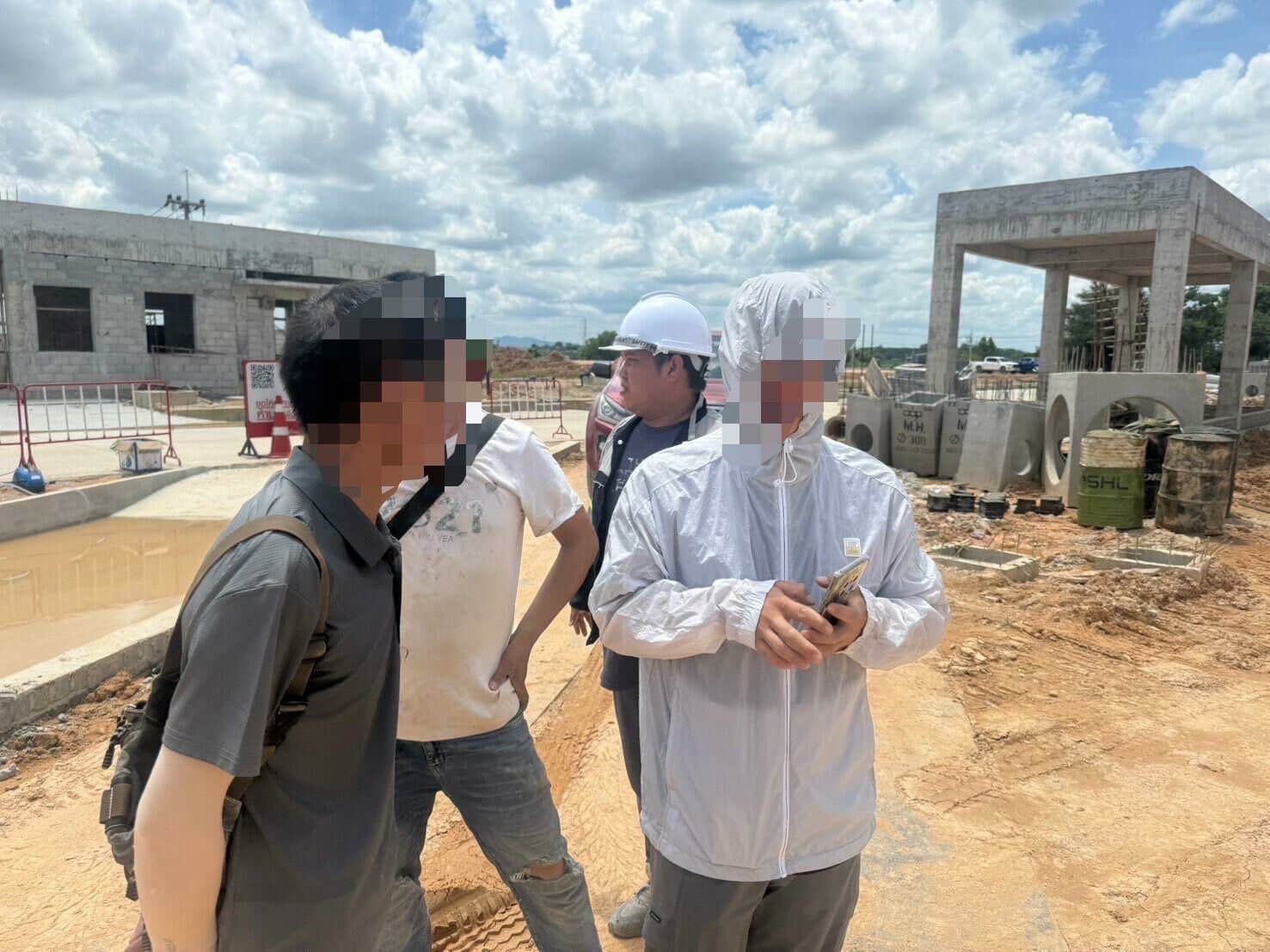 Great wall of shame! Chinese tourists nabbed in Pattaya jobs | News by Thaiger