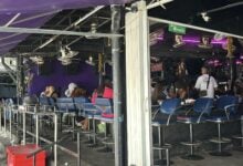 Swinging street: Catfight erupts near Pattaya Walking Street (video)