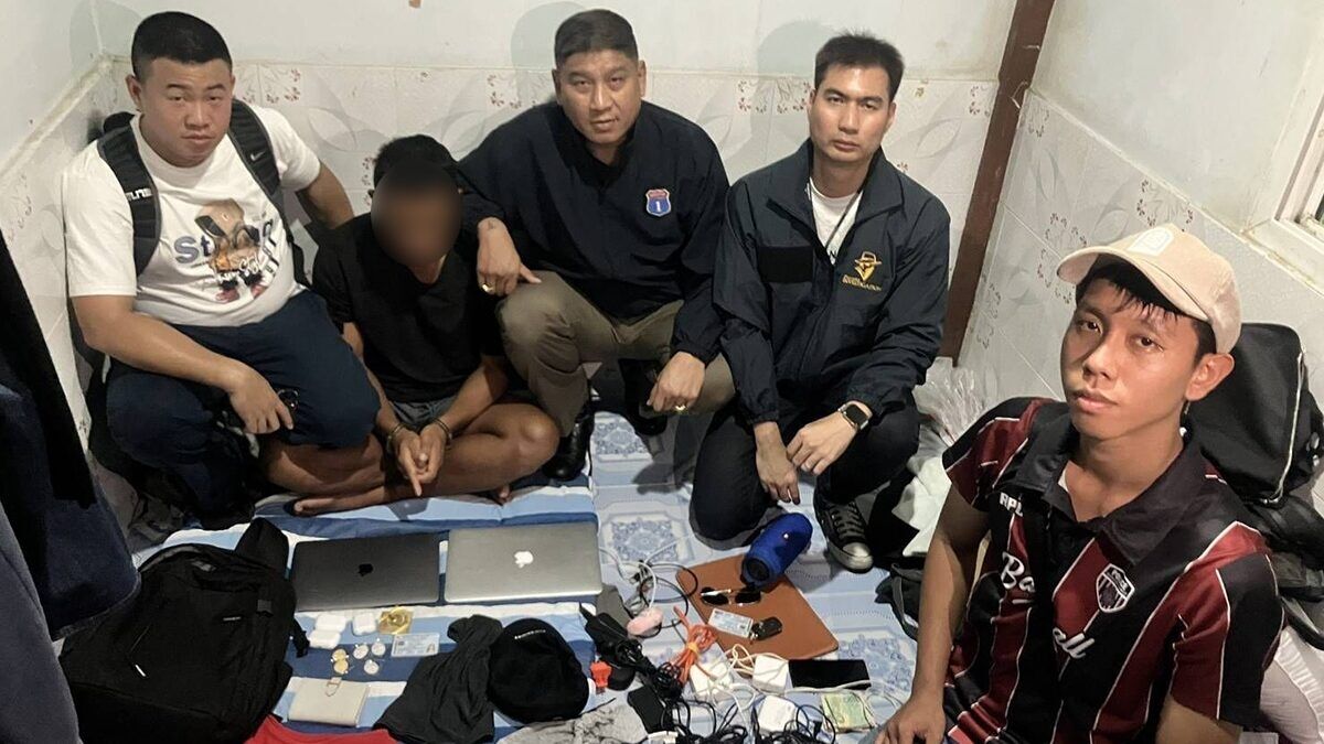 Bangkok serial thief busted with loot in Dusit district | News by Thaiger