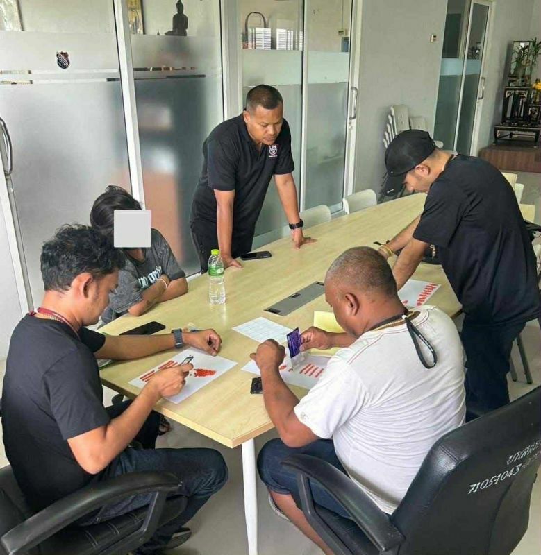 Woman caught red-handed with 600 meth pills in Phang Nga | News by Thaiger