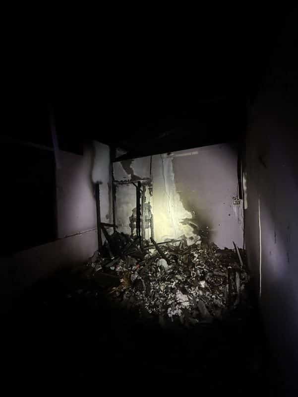 Fire erupts at abandoned Ratsada house after 20 years of silence | News by Thaiger
