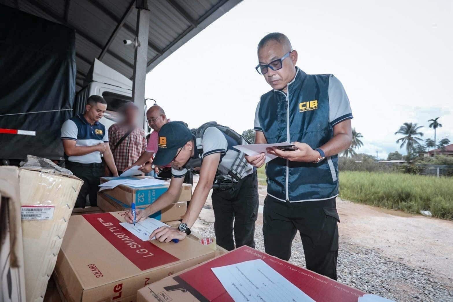 Thai tax scam gang busted for billion-baht VAT fraud racket | News by Thaiger