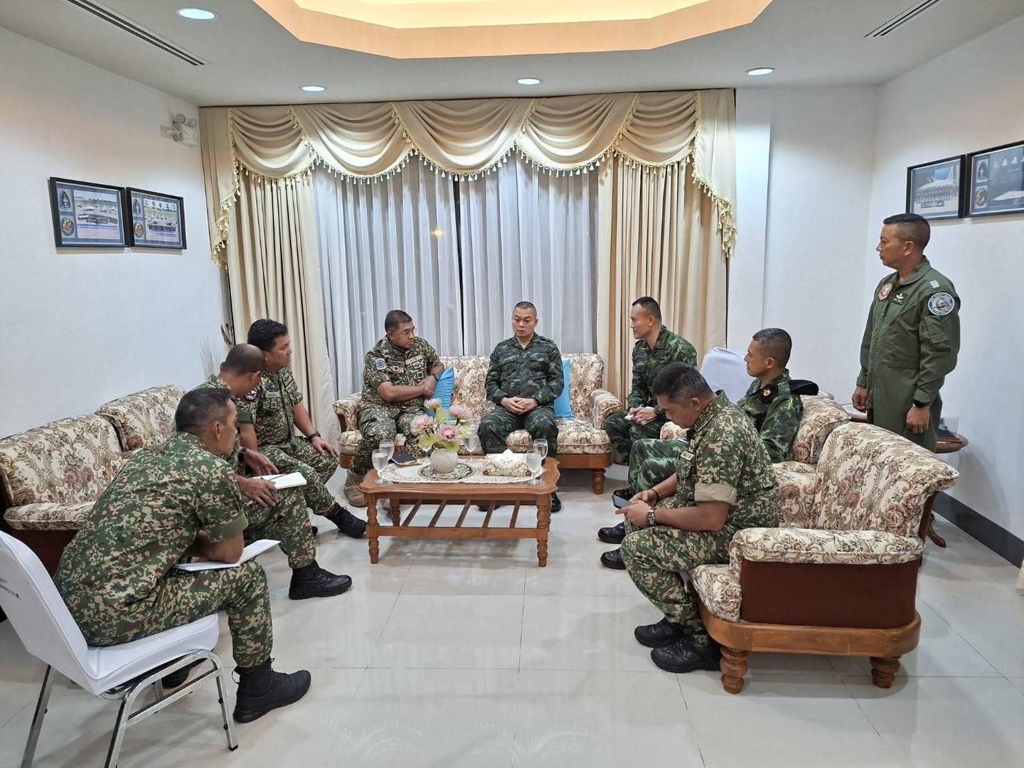 Thailand snubs Hun Manet’s plea to release troops | News by Thaiger