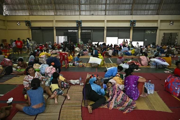 Thai-Cambodian clash kills 16, sparks mass evacuation | News by Thaiger