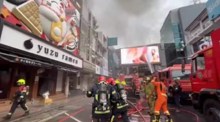 Bangkok spa inferno guts building in early morning blaze | News by Thaiger