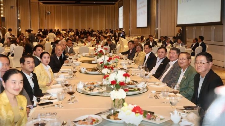 Thaksin calls for unity as coalition cracks show | News by Thaiger
