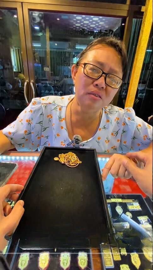 Hearing impaired woman forced to sell gold after 500k baht scam | News by Thaiger