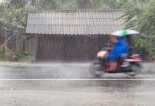 Heavy rain warning for 9 provinces, rough seas ahead | Thaiger
