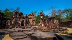 Cambodian military attack damages Thai heritage site with rockets | Thaiger