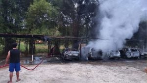 Blaze destroys eight vehicles at Ban Rai hotel car park | Thaiger