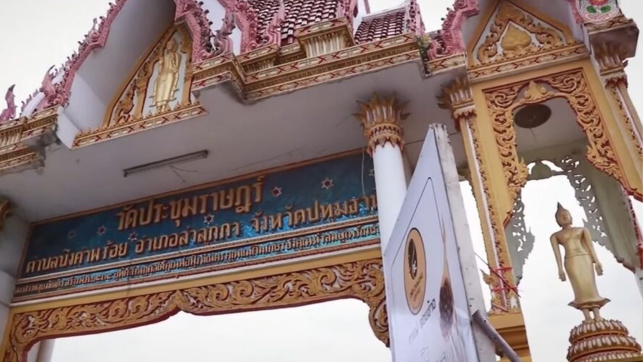 Pathum Thani abbot removed over 30 million baht embezzlement scandal | Thaiger