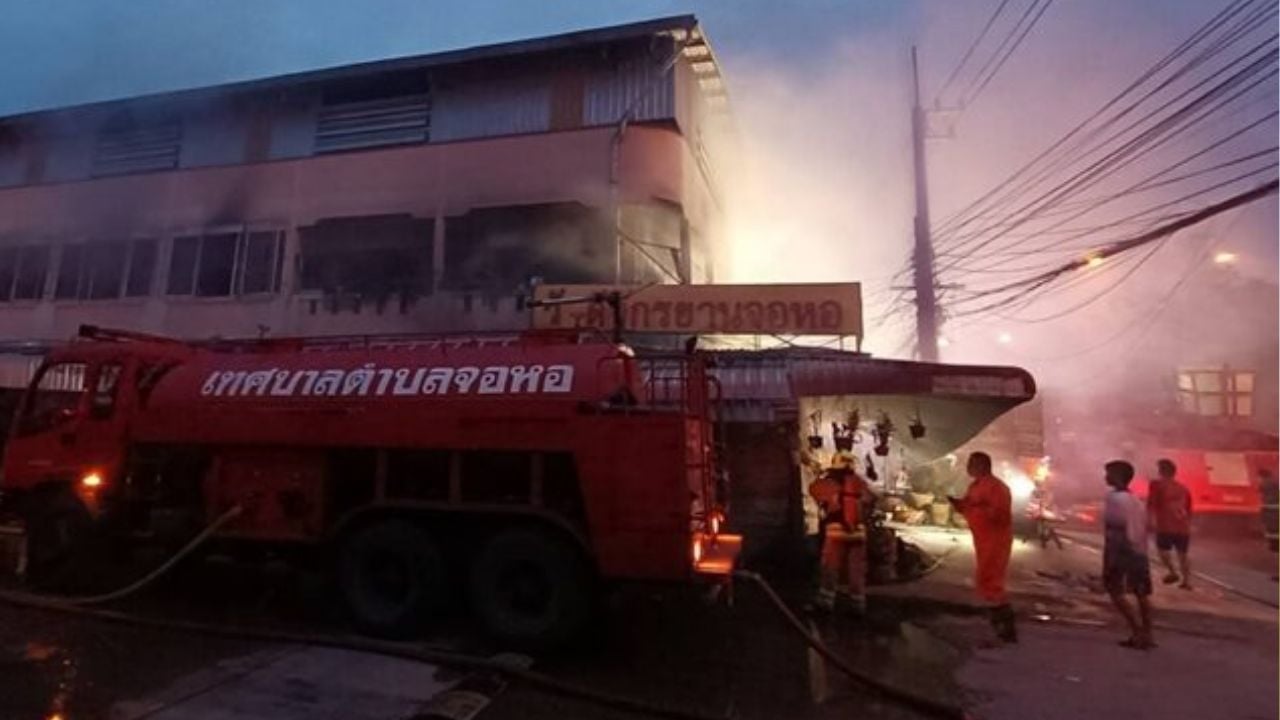 Fire at Nakhon Ratchasima bicycle store causes 3 million baht damages | Thaiger