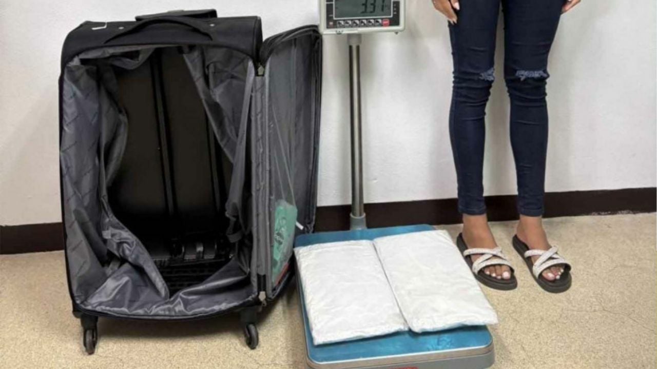 Brazilian duo caught with 6.63kg cocaine at Koh Samui airport