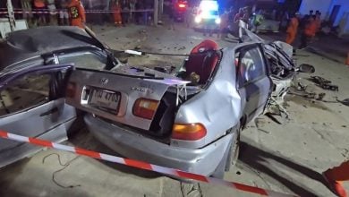 Man dies in Kanchanaburi car crash after fleeing police checkpoint | Thaiger