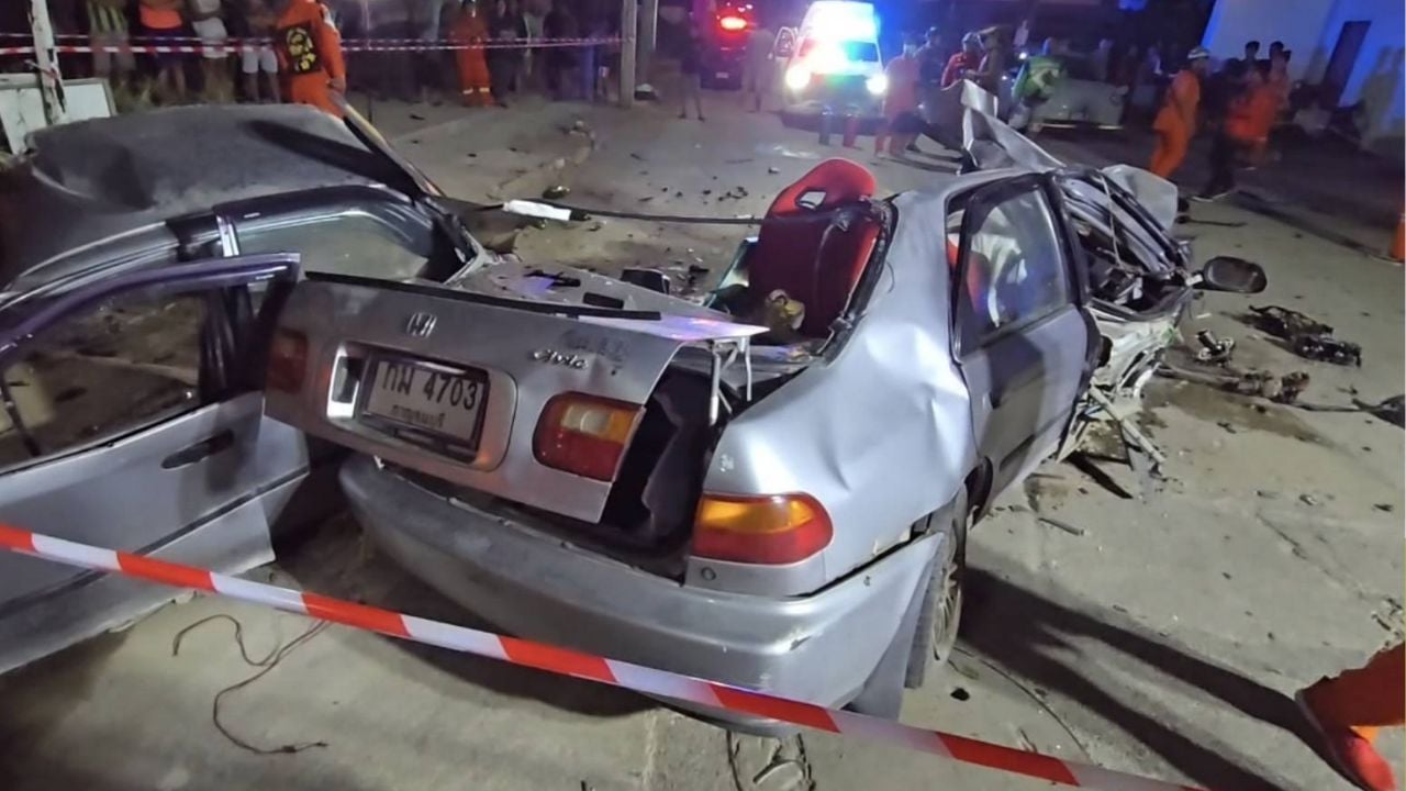Man dies in Kanchanaburi car crash after fleeing police checkpoint | Thaiger