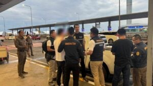Thai police capture Chinese suspect in airport escape attempt