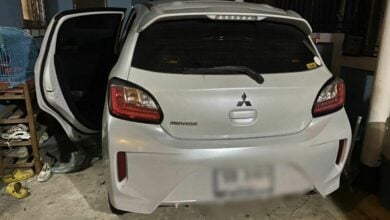 Woman found dead in car in Sri Racha after two days