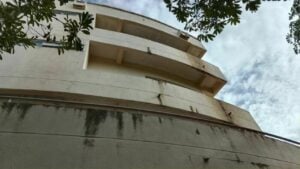 Student survives fifth-floor fall at Nakhon Ratchasima university