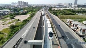 Bangkok electric train fare capped at 20 baht from 2025