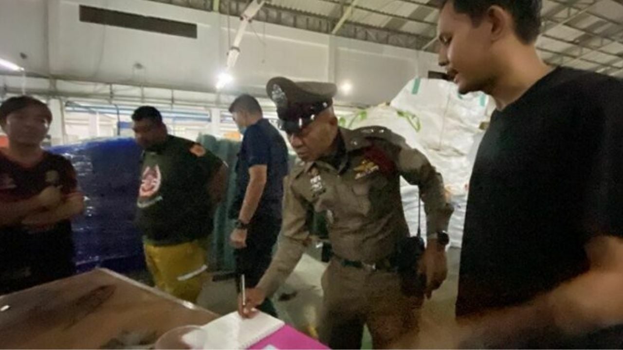 Worker dies after machinery accident in Samut Prakan