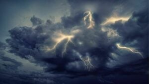 Thailand braces for heavy rainfall and strong winds in 31 provinces | Thaiger