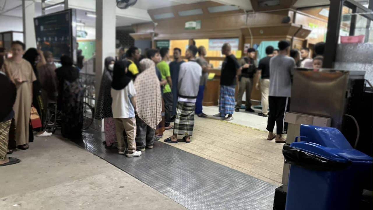 Police officer fatally shot near home in Narathiwat | Thaiger