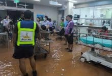 Floods in Nan force urgent patient relocation from hospital | Thaiger