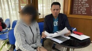 Facebook flirt turns to threats: Thai woman blackmailed for 50,000 baht