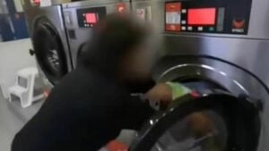 Thai woman confronts stranger for sneaking clothes into her washing machine