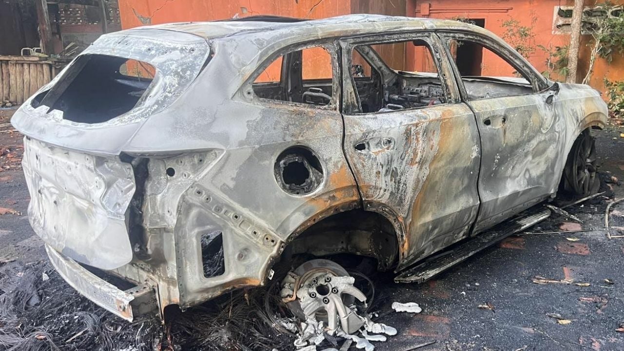 Mentally ill Thai man sets fire to former MP's car