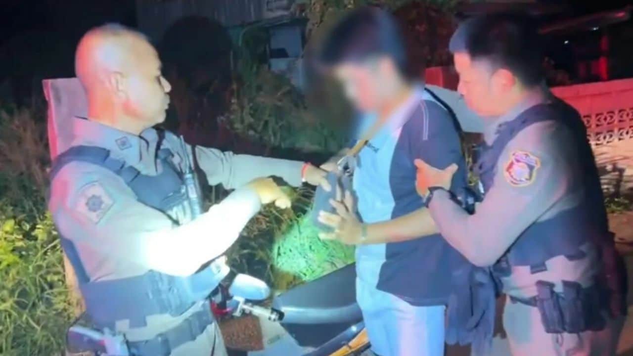 Thai man arrested for stealing snacks from convenience store