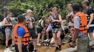 Thai tour guide killed, 16 foreign tourists rescued after boat capsizes in Surat Thani dam
