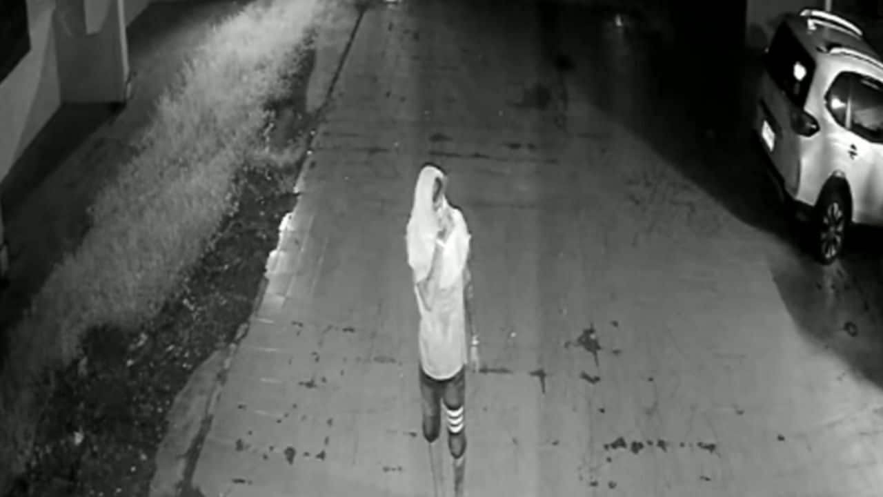 Underwear thief denies fetish