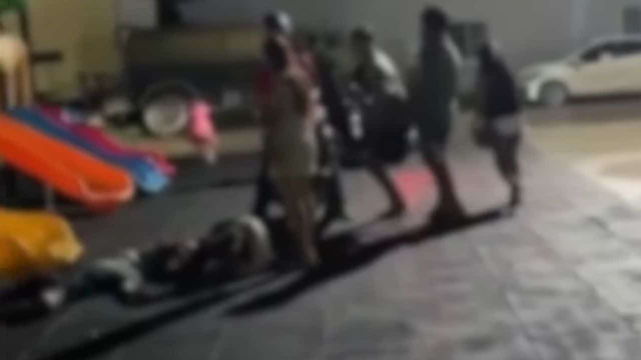 2 Thai men assaulted after asking about lost wallet from attackers | Thaiger