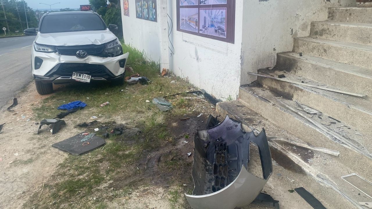 Vodka vroom: Drunk Russian wrecks Thai woman's car in Phuket | News by Thaiger
