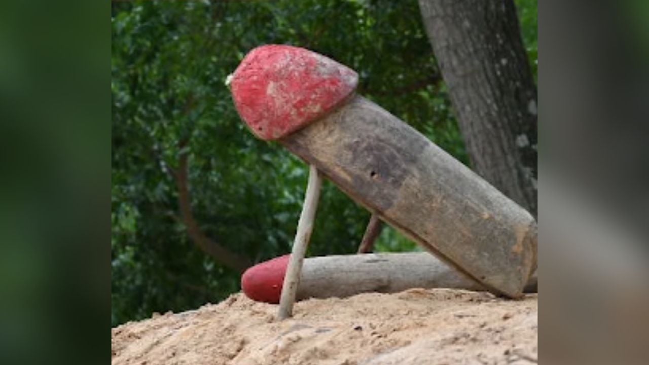 Penis amulets placed on bomb shelters
